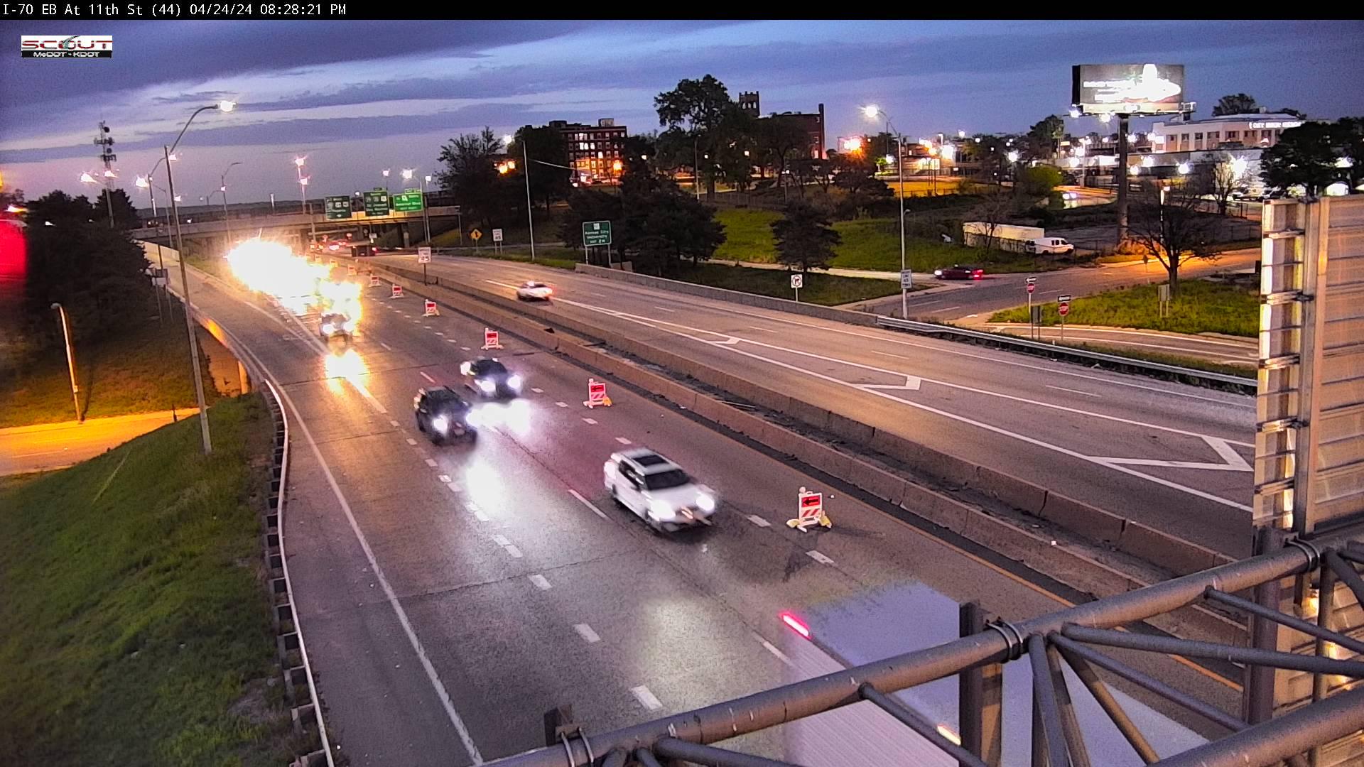 Central Business District KC: I- E @ TH ST Traffic Camera