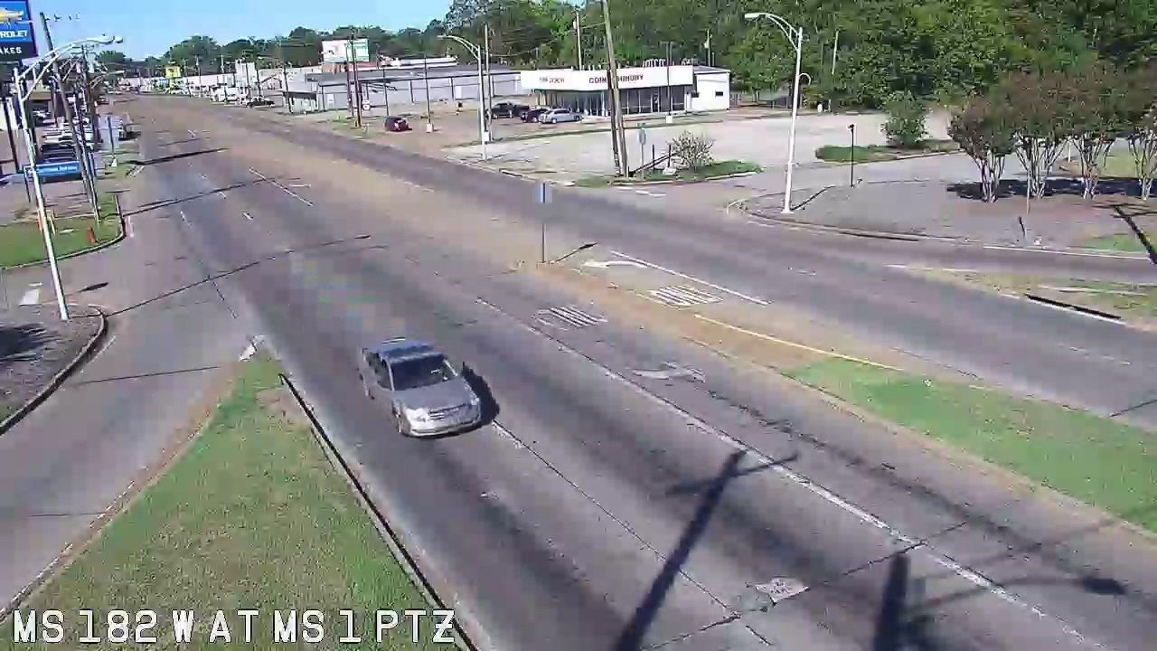 Traffic Cam Greenville: US 82 at MS Player