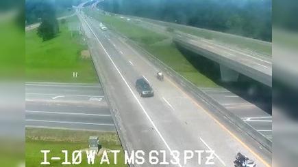 Traffic Cam Moss Point: I-10 at MS 613 Player