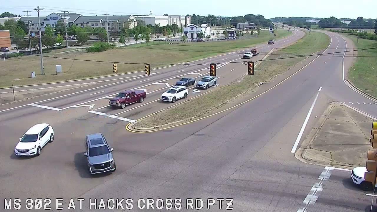 Traffic Cam Olive Branch: MS 302 at Hacks Cross Rd Player