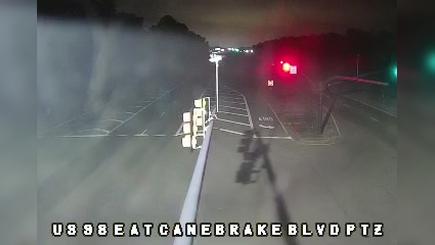 Traffic Cam Clyde: US 98 at Canebrake Blvd Player