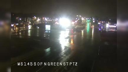 Traffic Cam Tupelo: MS 145 at N Green St Player