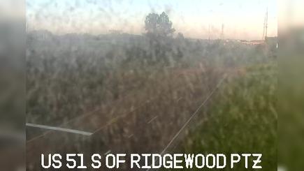 Traffic Cam Ridgeland: US 51 at Ridgewood Rd Player