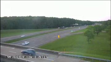 Traffic Cam Flowood: I-55 at Fortification St Player
