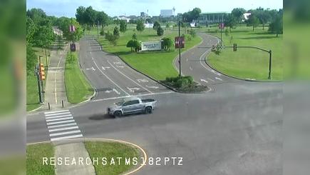 Starkville: MS 182 at Research Park Traffic Camera