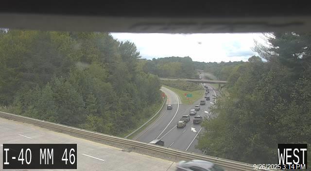 Traffic Cam I-40 @ mm 45 - Mile Marker 45 Player