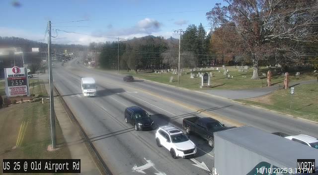 US 25 @ Old Airport Rd Traffic Camera