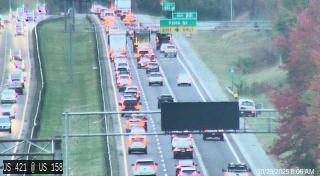 Traffic Cam US 421 @ US 158 - Mile Marker 230 Player