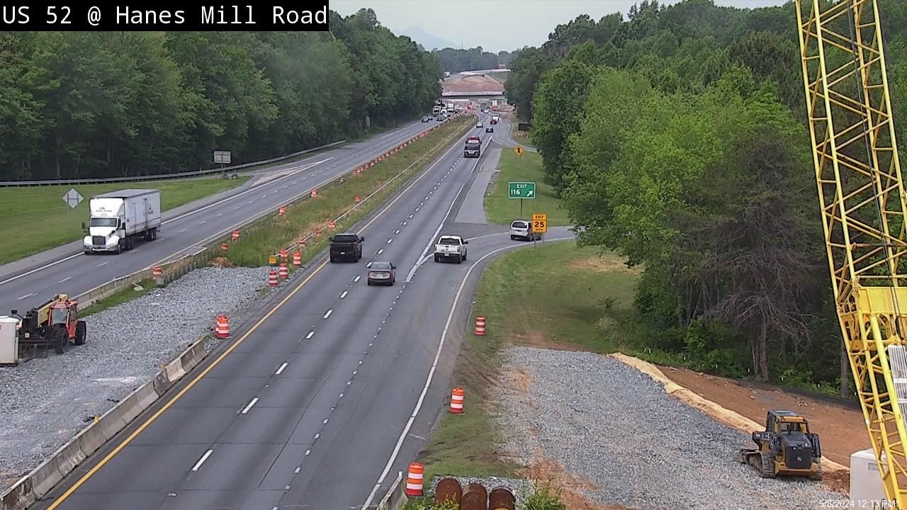 Traffic Cam US-52 at Hanes Mill Rd - Mile Marker 116 Player