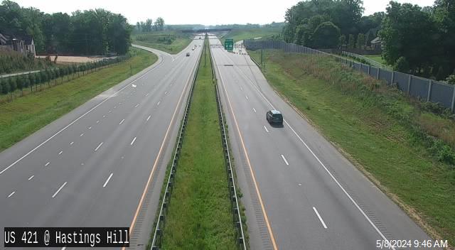 Traffic Cam I-40 Business near Hastings Hill Rd - Mile Marker 11 Player