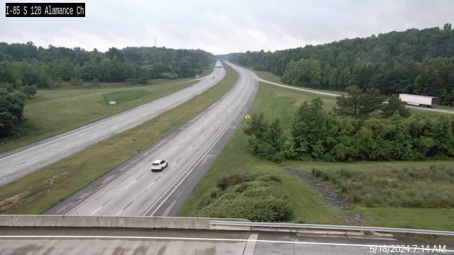 Traffic Cam I-85 at Alamance Church Rd - Mile Marker 127 Player