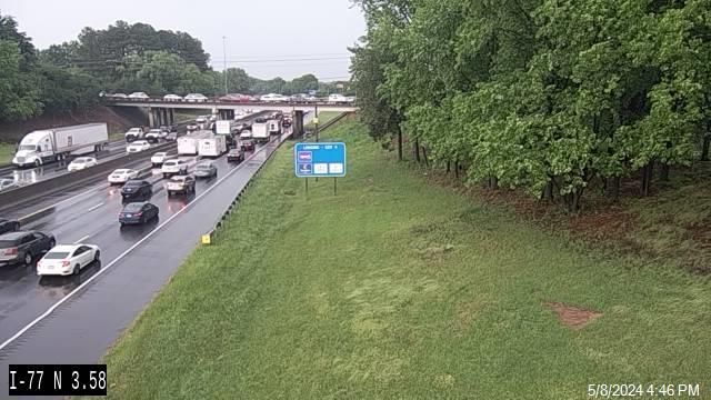 Traffic Cam I-77 @ Nations Ford Rd - Mile Marker 3.58 Player