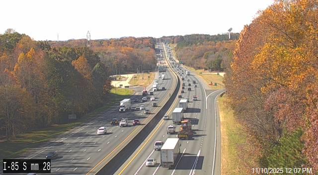 I-85 S @ mm 28 - Mile Marker 28 Traffic Camera