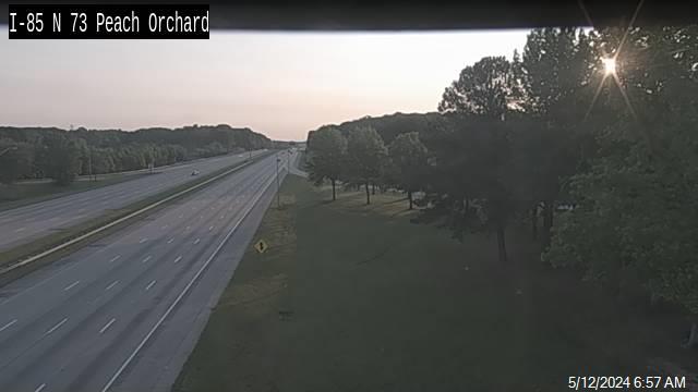 Traffic Cam I-85 at Peach Orchard Rd - Mile Marker 72 Player