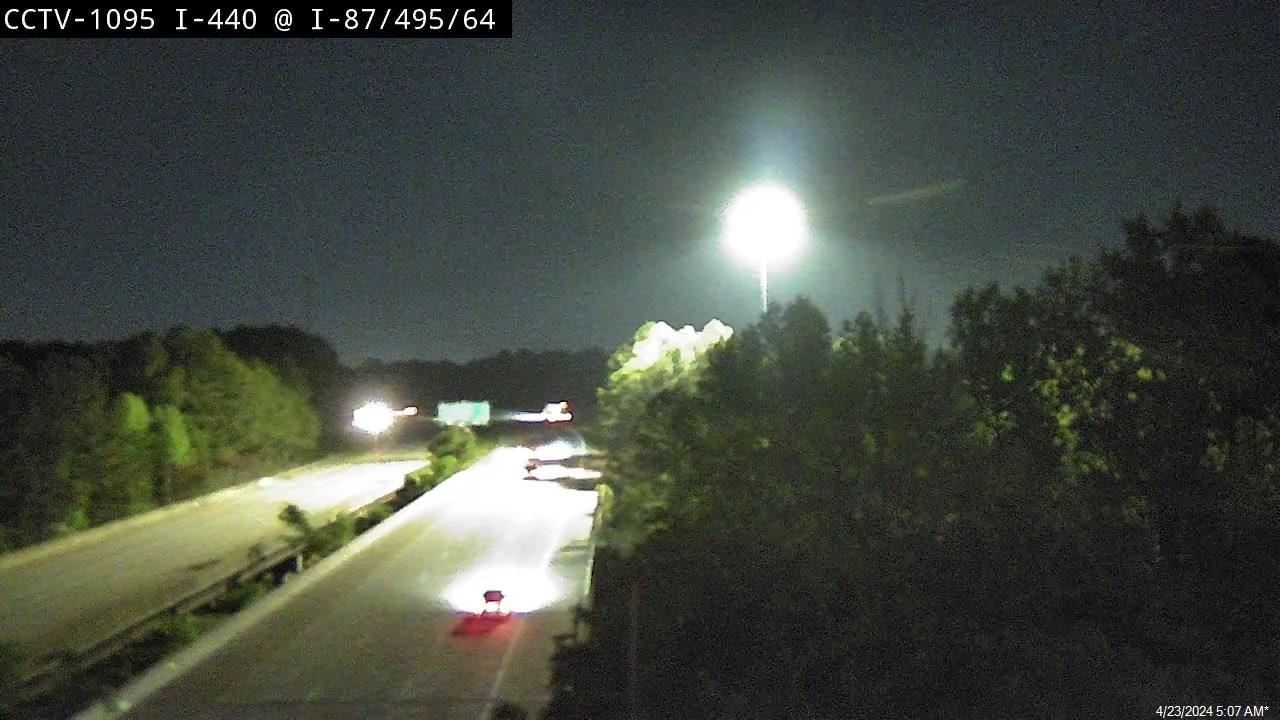 Traffic Cam I-440 & US 64 Bypass - Mile Marker 14 Player