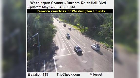 Traffic Cam Durham: Washington County - Rd at Hall Blvd Player