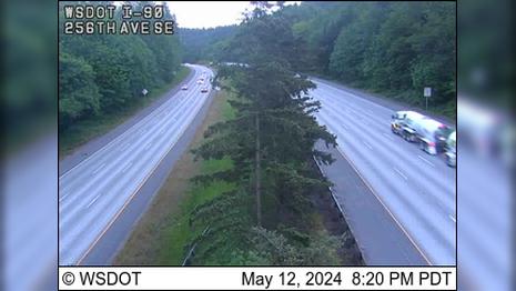 Traffic Cam High Point: I-90 at MP 19.4: 256th Ave SE Player
