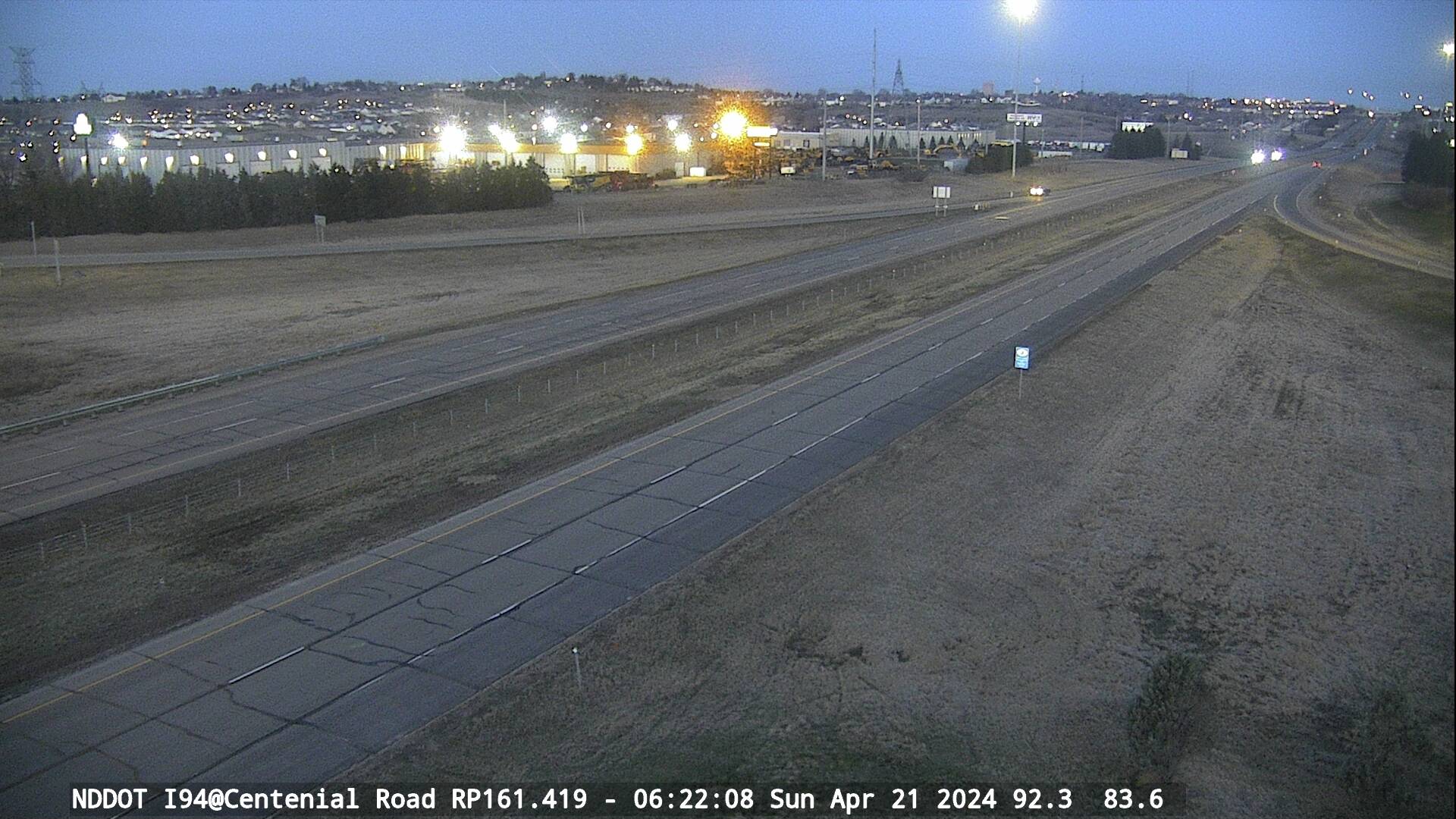 Traffic Cam I-94 W (MP: 161.419) Bismarck@Centennial Road - West Player