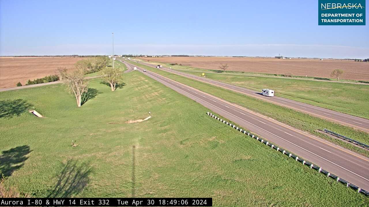 Traffic Cam Aurora: I-80 - Jct 14: Interstate View Player