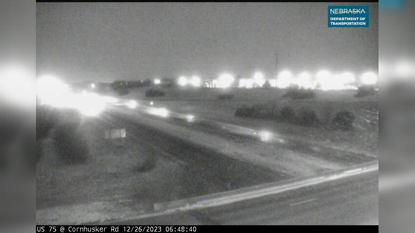 Traffic Cam Avery: US 75: Cornhusker Rd in Bellevue: Various Views Player