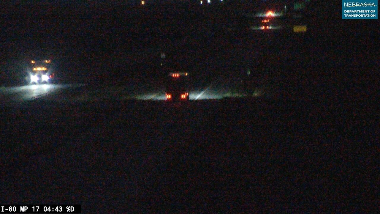 Traffic Cam Kimball › East: I-80: 3 Mi W of - East Player