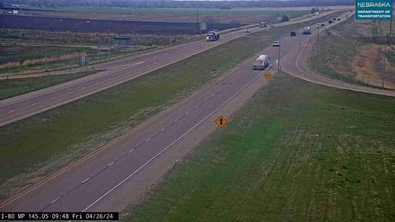 Traffic Cam Paxton › East: I-80 - Exit: East Player