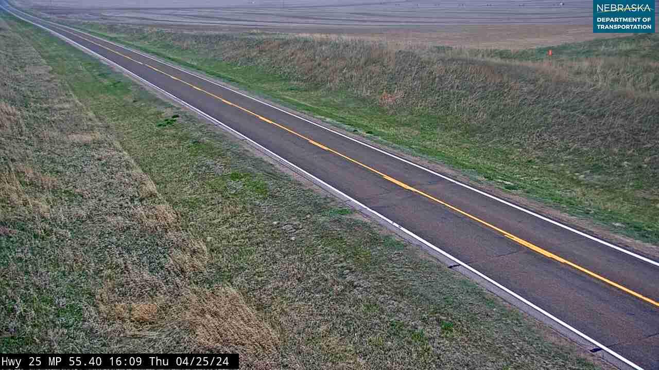North Platte › North: NE 25: S of Wallace: 25 looking north Traffic Camera
