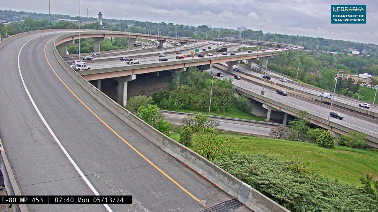 South Omaha: I-80: Hwy 75 in Omaha: Various Views Traffic Camera