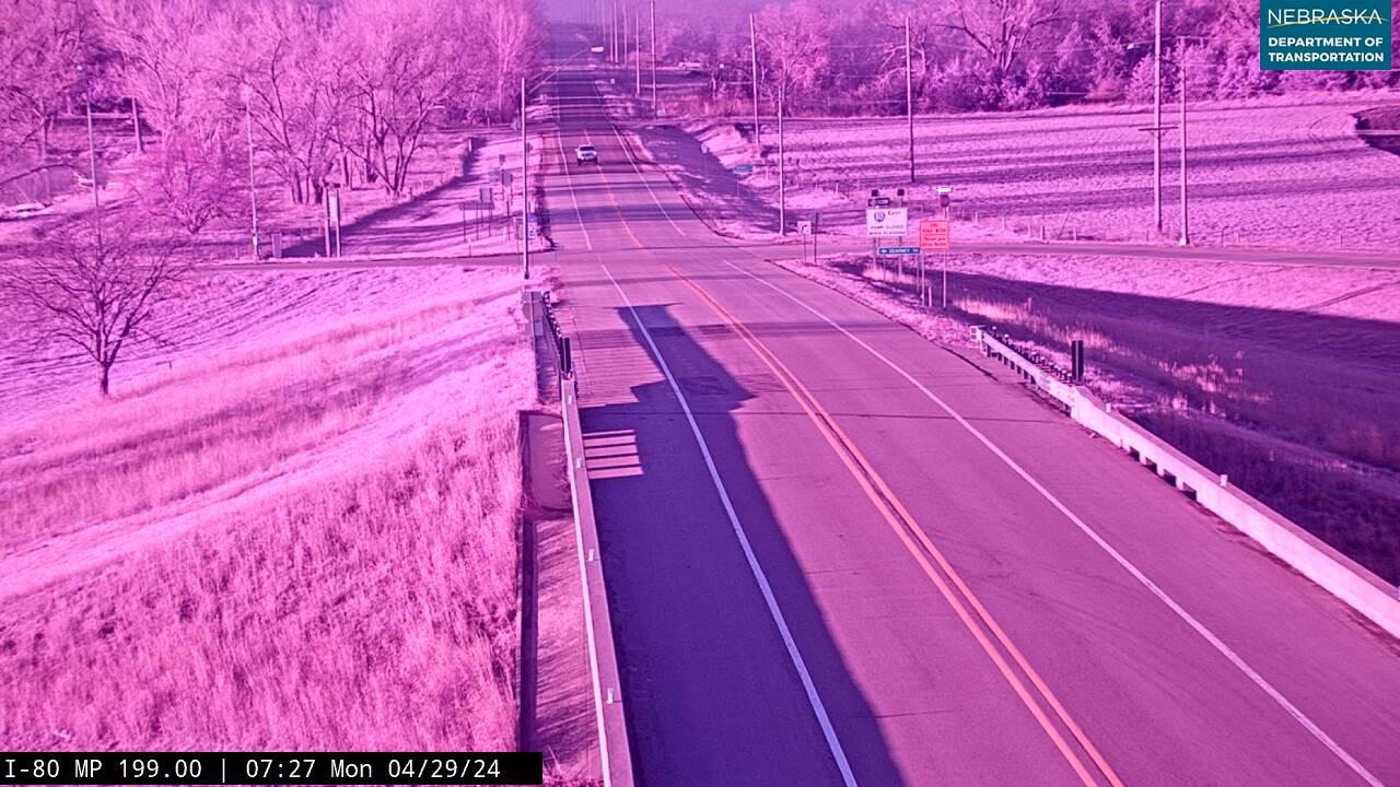 Brady › South: I-80: I80 at - exit: South Traffic Camera