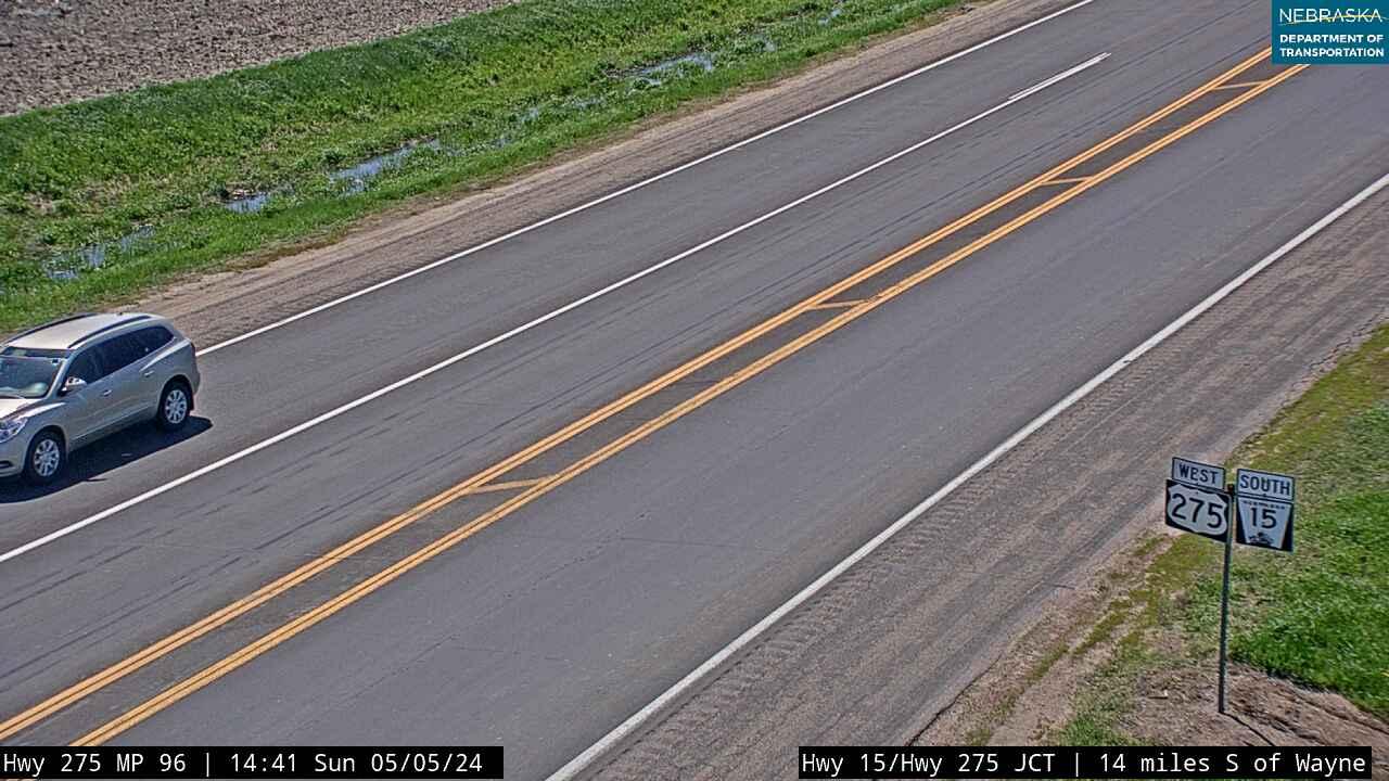Traffic Cam Pilger: US 275: E of - 275 surface view Player