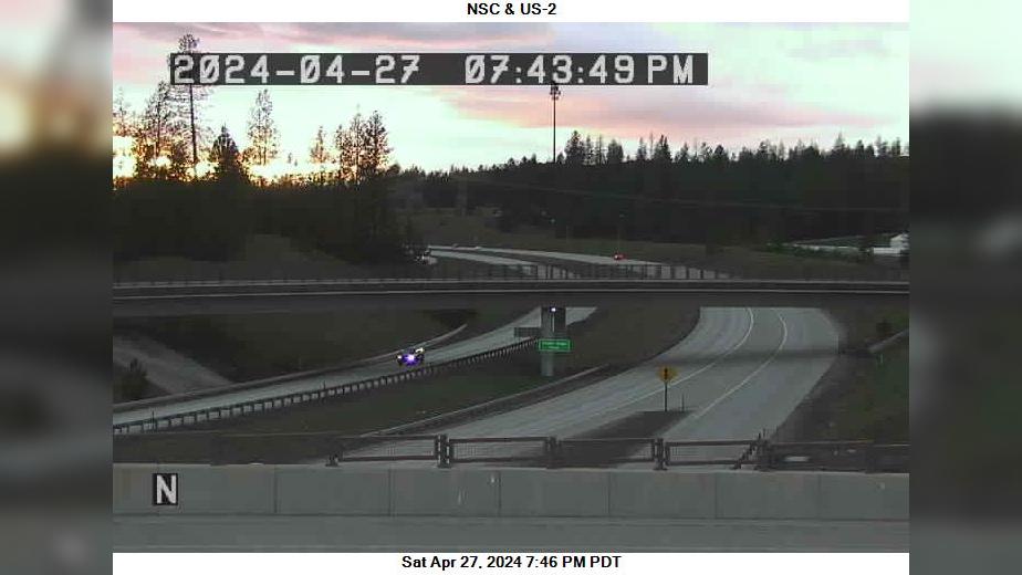 Traffic Cam Mead: US 2 at MP 296: US 395 NSC Interchange Player