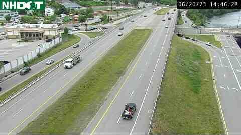 Traffic Cam Manchester › North: 293 N MM 6.1 Player