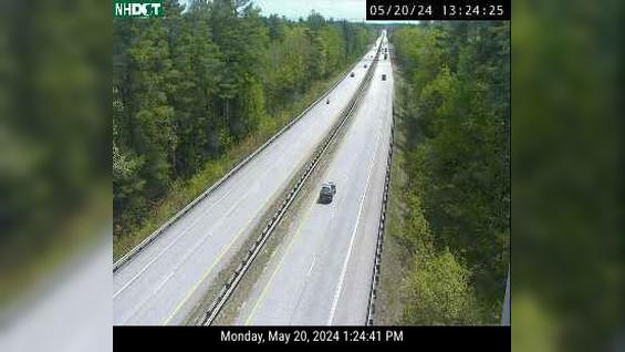 Traffic Cam Rochester: ST S, MM 15.9 Player