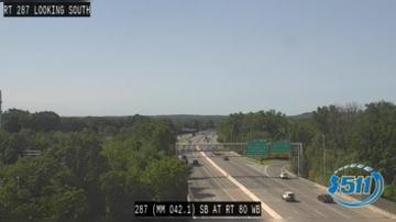 Traffic Cam Parsippany-Troy Hills › South: I-287 @ I-80 Westbound, Parsippany Player