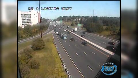 Traffic Cam Rutherford › East: NJ 3 Eastbound at NJ 17 Cam Player