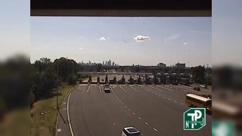 East Rutherford › South: MM . Western Spur Interchange W - NJ- Traffic Camera