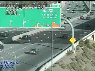 Traffic Cam I-80 at Wells Ave Player