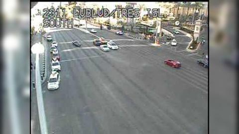Traffic Cam Hughes Center: Las Vegas Blvd at Treasure Island Player