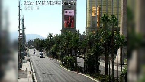 Paradise: Las Vegas Blvd at Reno Traffic Camera