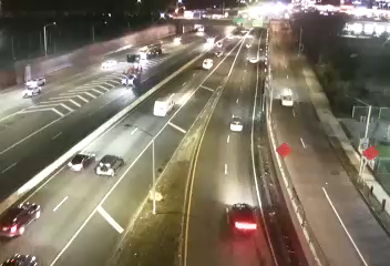 Traffic Cam I-678 at Lafayette Avenue - Southbound Player