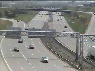 I-290 between Exit 3 (Niagara Falls Boulevard) and Exit 4 (I-990 Interchange) - Westbound Traffic Camera