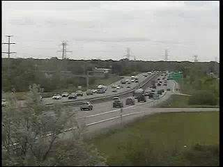 Traffic Cam I-290 at Exit 5 (Millersport Highway) - Eastbound Player