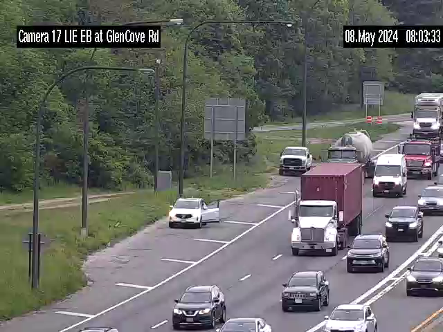 Traffic Cam I-495 at Glen Cove Rd - Eastbound Player