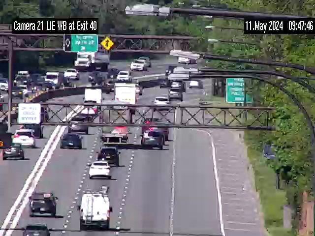 Traffic Cam I-495 at Jericho Tpke - Westbound Player