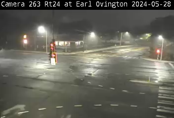 Traffic Cam NY 24 Westbound at Earle Ovington Blvd. Player