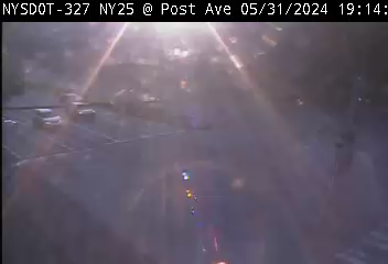 Traffic Cam NY 25 - RT25 Eastbound at Post Ave Player