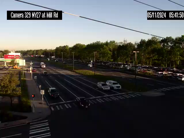 Traffic Cam NY 27 at Mill Rd Player