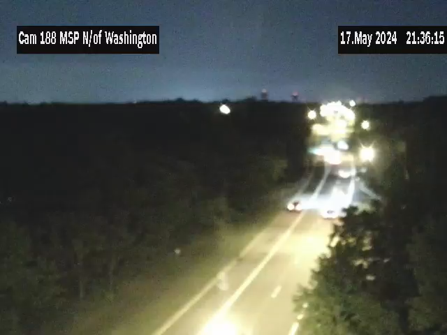 Traffic Cam MSP between M7 and M6 (north of Washington Ave.) - Northbound Player