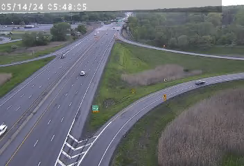 Traffic Cam I-81 north of Exit 25 (7th North St) - Northbound Player