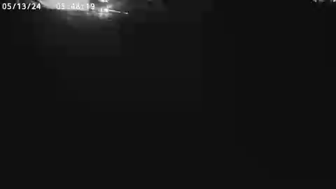 Traffic Cam I-81 north of Exit 14 (Tully) - Southbound Player